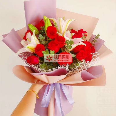 许昌18朵红玫瑰百合，真情相守一生